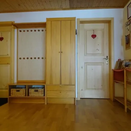 Kristall Appartement-fewo- Dusche Oder Bad- Wc 6-bettwohnung By Interhome Апартаменты Цвайзиммен